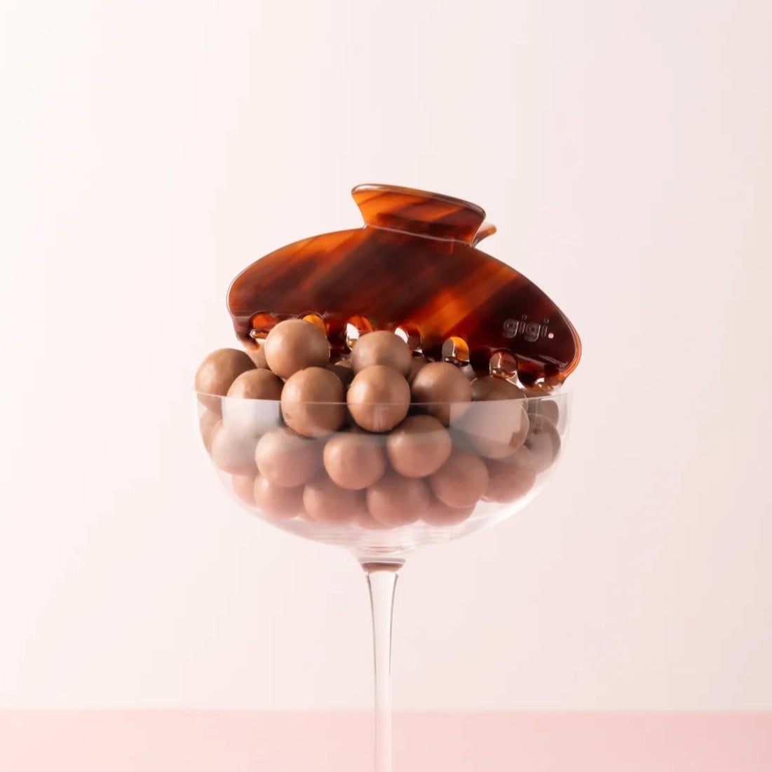 Pince Banana Coffee Bean Gigi Paris