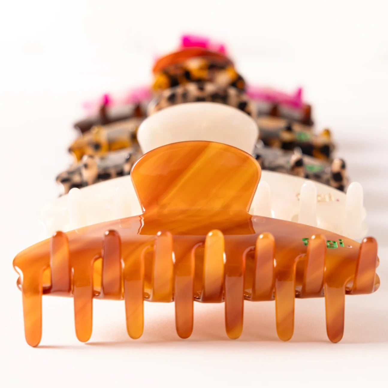 Pince Banana Gigi Paris